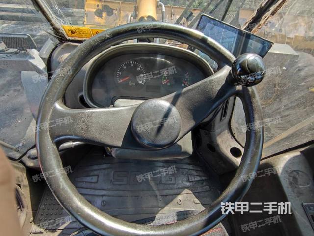 驾驶室操作台（整机外观及大件）