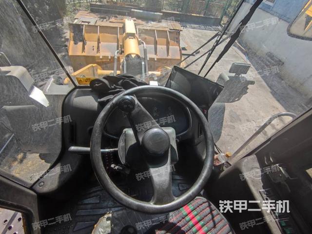 驾驶室操作台（整机外观及大件）